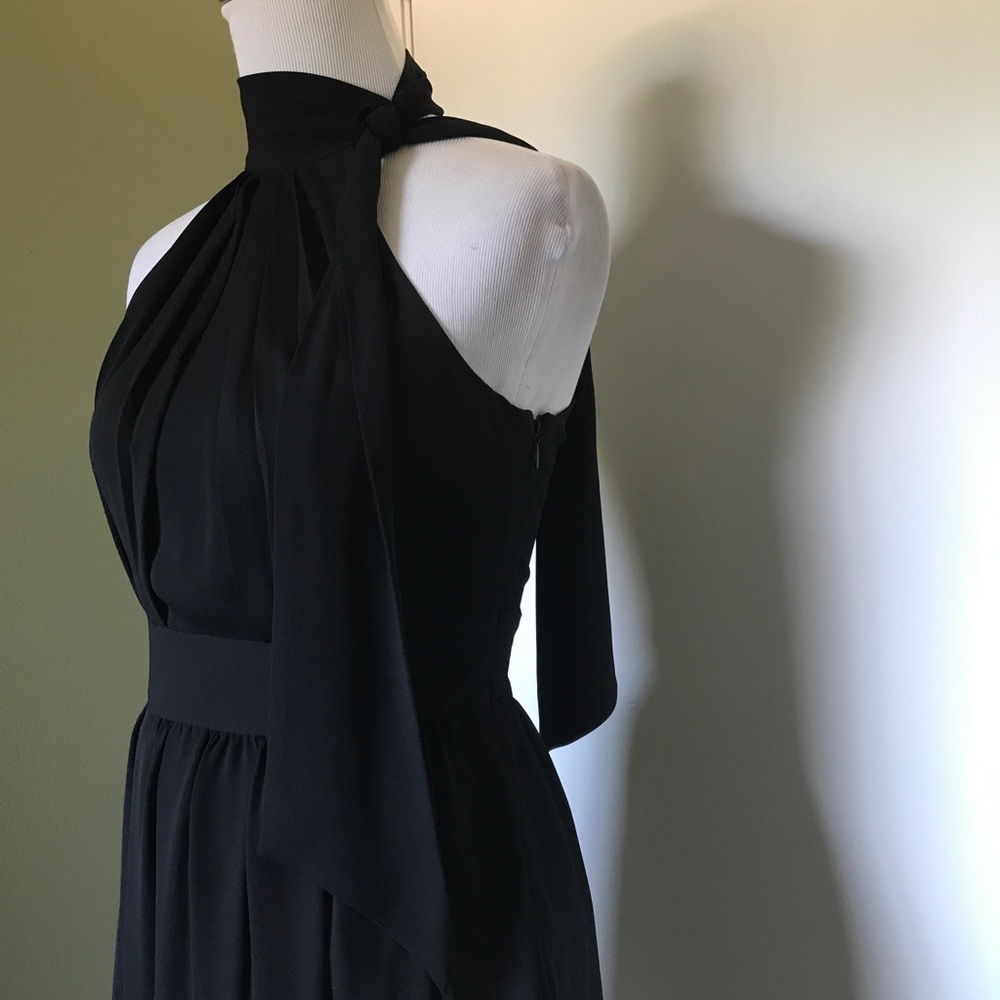 Express Black Women’s Tie neck Sleeveless Dress size 0 - Picture 3 of 10